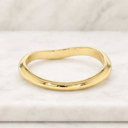 lab grown diamond wedding band curved diamond ring chevron diamond band v shaped ring contour diamond band