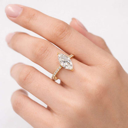 luxury ring fine jewelry elegant ring dainty ring minimal ring classic ring modern ring handmade ring custom ring gemstone ring
