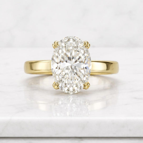 Oval Lab-Grown Diamond Solitaire Ring – Minimalist 14K Gold Band