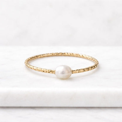 Pearl Wavy Wedding Ring, 14k Solid Gold Unique Diamond Ring, Handmade Minimalist Statement Ring Women, Freshwater Pearl Dainty Stacking Ring