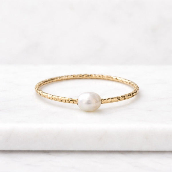Pearl Wavy Wedding Ring, 14k Solid Gold Unique Diamond Ring, Handmade Minimalist Statement Ring Women, Freshwater Pearl Dainty Stacking Ring