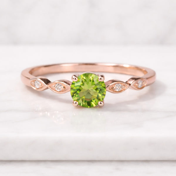 Fives Stone Peridot Travel Ring, Round Cut Engagement Ring, Dainty Promise Ring, Bridal Ring, August Birthstone Gift for Her
Quincy
