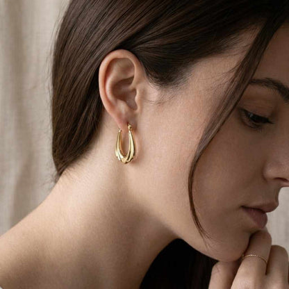 polished earrings statement hoops elegant hoops fashion earrings womens earrings daily earrings classic hoops trendy hoops modern hoops bold earrings