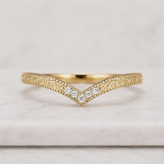 Vintage Filigree Moissanite Wedding Band in Solid Gold – Curved Stacking Ring
