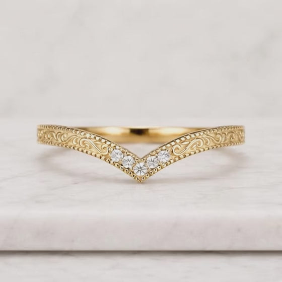 Vintage Filigree Moissanite Wedding Band in Solid Gold – Curved Stacking Ring
