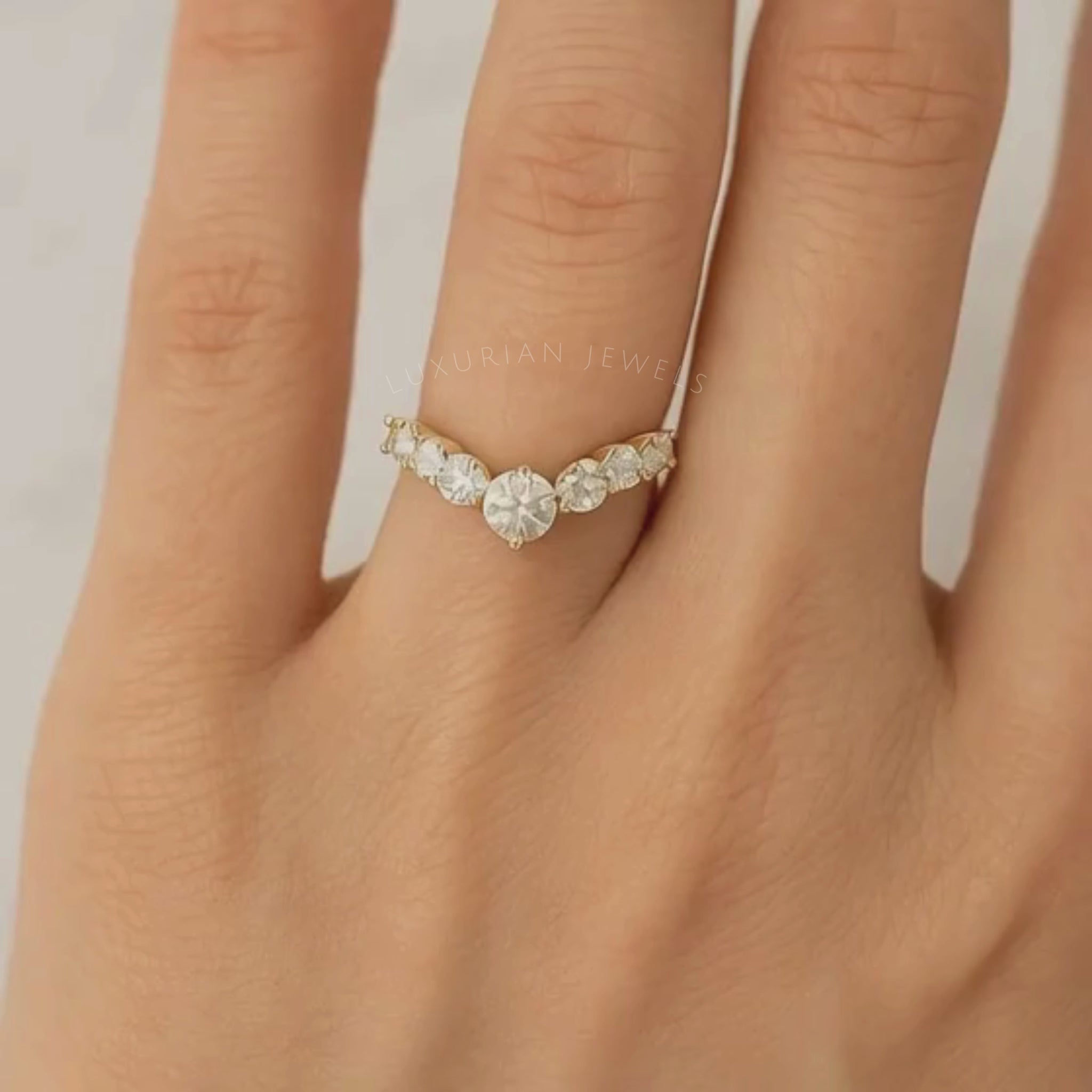 Round Moissanite Diamond Curved Ring Sustainable Wedding Band for Women