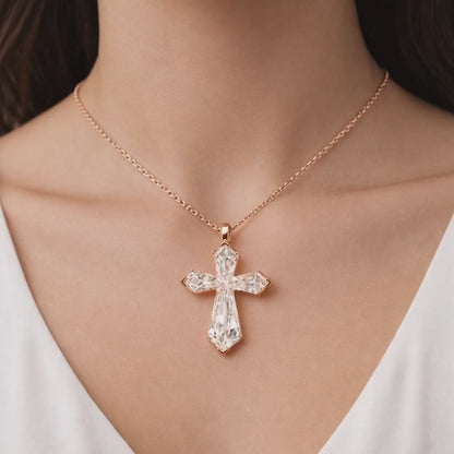 Round Diamond Engagement Ring Women