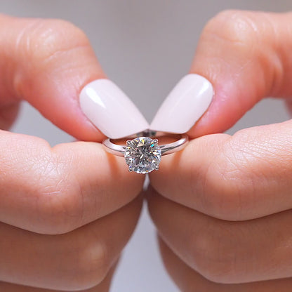 1.00 CT Round Cut Diamond Solitaire Engagement Ring