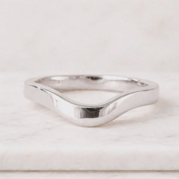 Custom Vintage Diamond Lab Grown Diamond Curved Wedding Band 10K 14K 18K Yellow Gold Promise Ring Delicate Chevron Stacking Ring Anniversary
