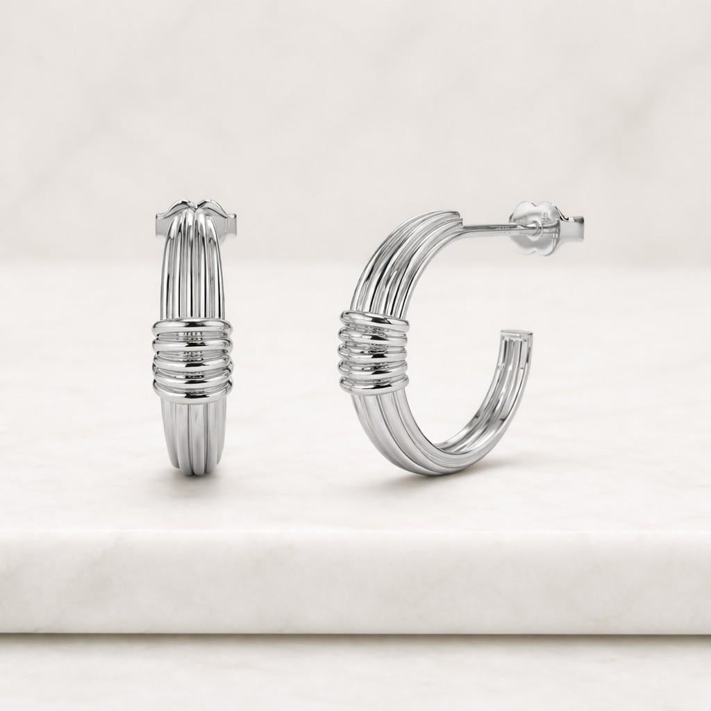 14k gold ribbed hoops earrings | ribbed 15mm earrings | solid gold statement earrings | round ribbed huggies
