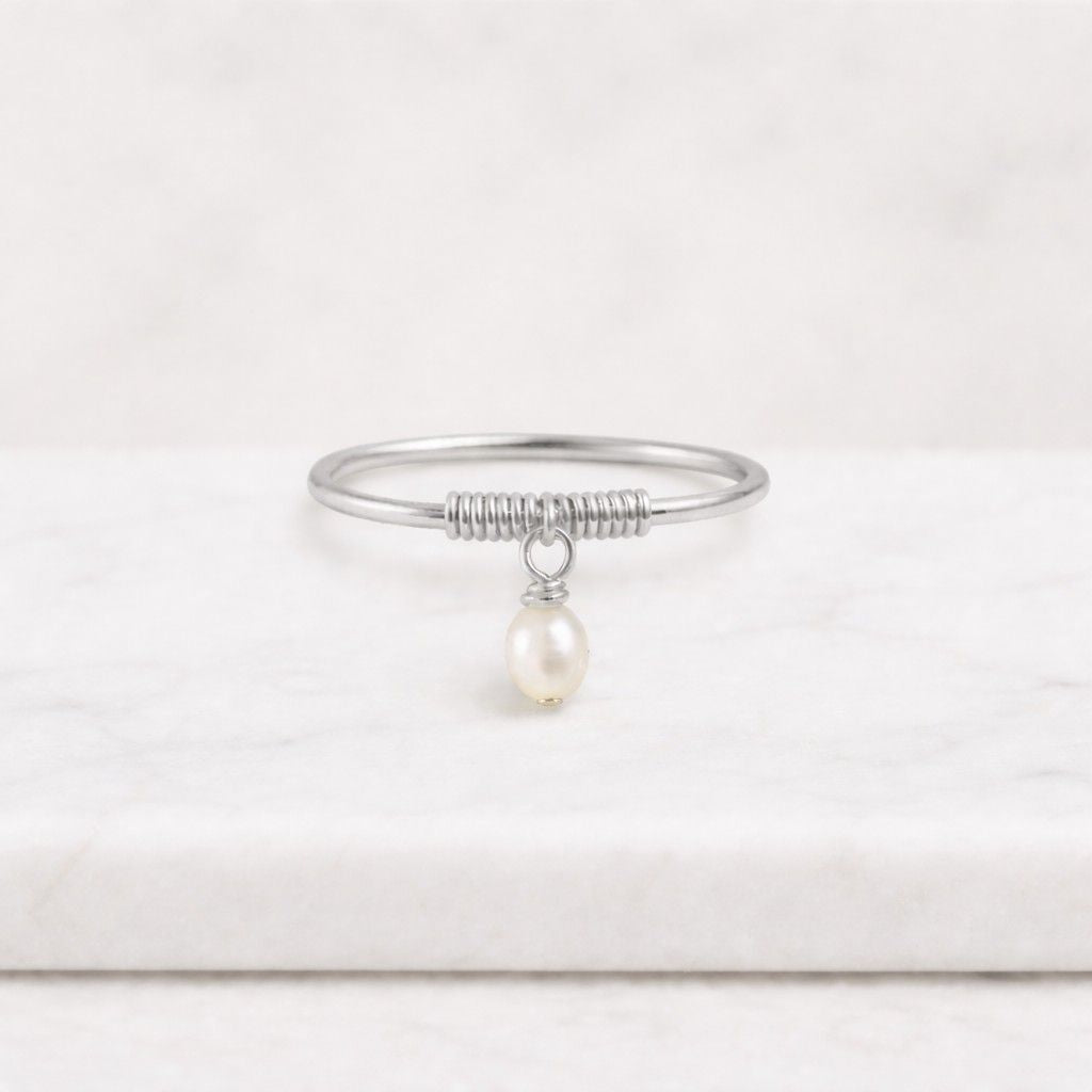 real gold ring fine gold ring luxury gold ring heirloom ring custom gold ring handmade gold ring premium gold ring durable gold ring polished gold ring gold wire ring gold charm ring