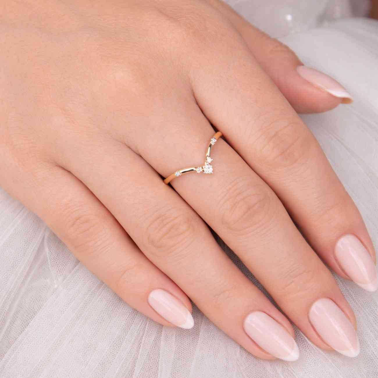 14K Gold Curved Diamond Ring Lab Grown Diamond V Band Minimalist Dainty Wedding Band Gift for Her Anniversary Ring
