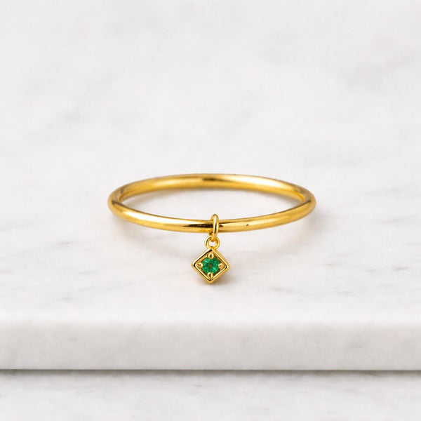 Amethyst Charm Ring Dainty Green Gemstone Ring Minimalist Bezel Amethyst Ring February Birthstone Ring Delicate Gold Stackable Ring Gift
