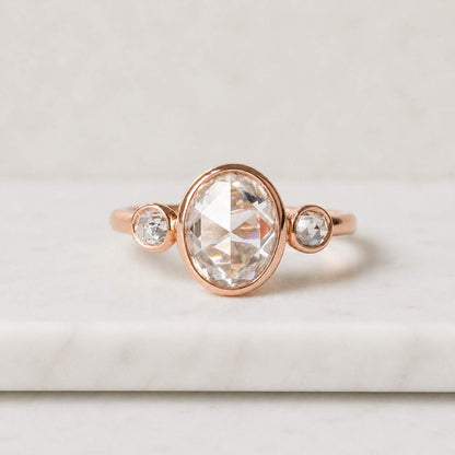 Round Cut Lab Grown Diamond Three Stone RIng, 14K Gold Engagement Ring, Lab Diamond RIng For Anniversary Gifts, Anniversary Ring For Gifts