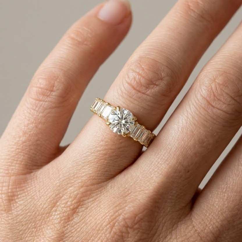 Round-cut lab-grown diamond engagement ring – vintage vine design | 10K/14K/18K gold
