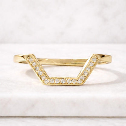 Round Lab Grown Diamond Curved Ring Sustainable Wedding Band for Women Lab Create Diamond Band Ring Anniversary Gift for Wife