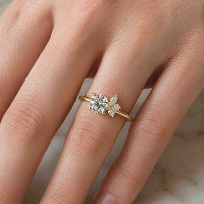 timeless jewelry designer jewelry custom jewelry delicate jewelry refined ring premium jewelry minimalist jewelry slim ring graceful ring