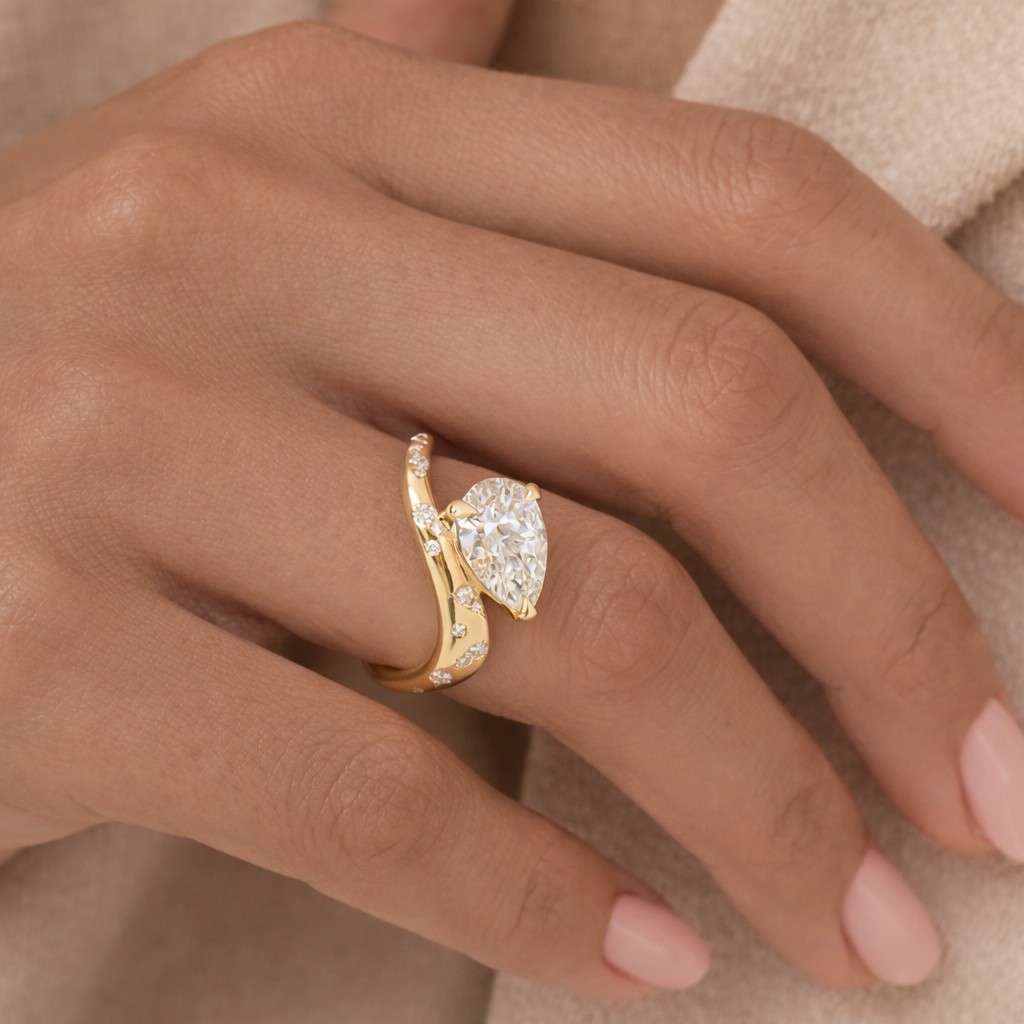 wedding jewelry fine ring luxury jewelry gold jewelry women jewelry fashion jewelry modern jewelry contemporary ring elegant jewelry