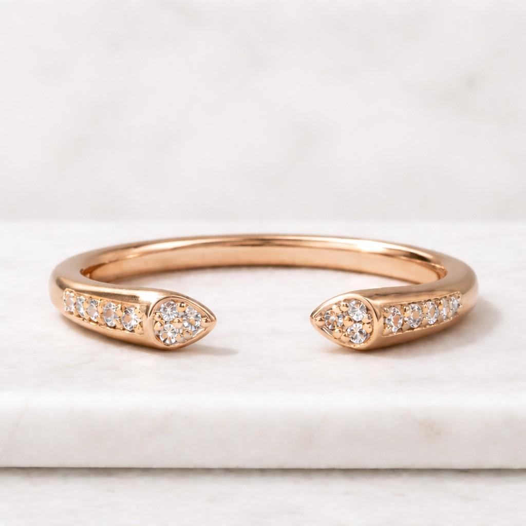 women jewelry statement band trendy jewelry contemporary ring artisan jewelry refined band gift jewelry ring design unique jewelry