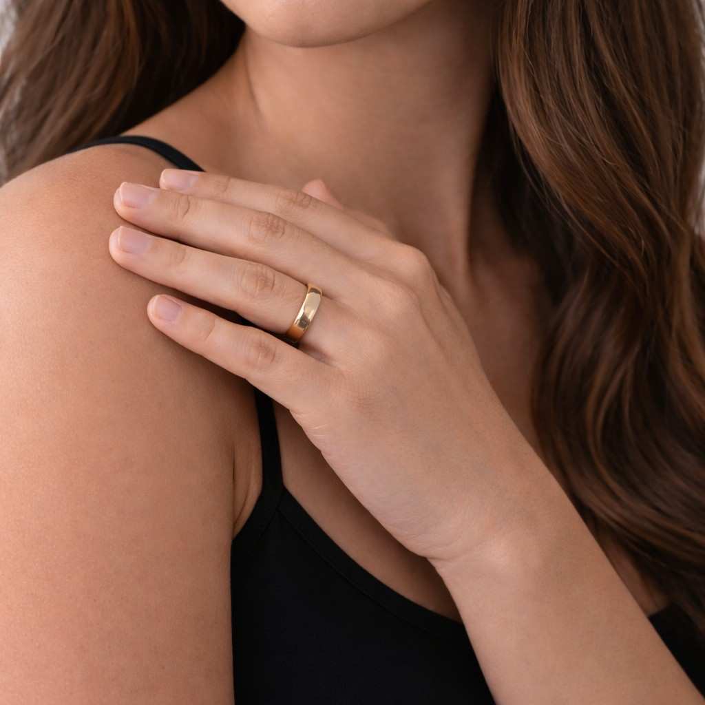 womens-minimalist-14k-gold-wide-band-ring