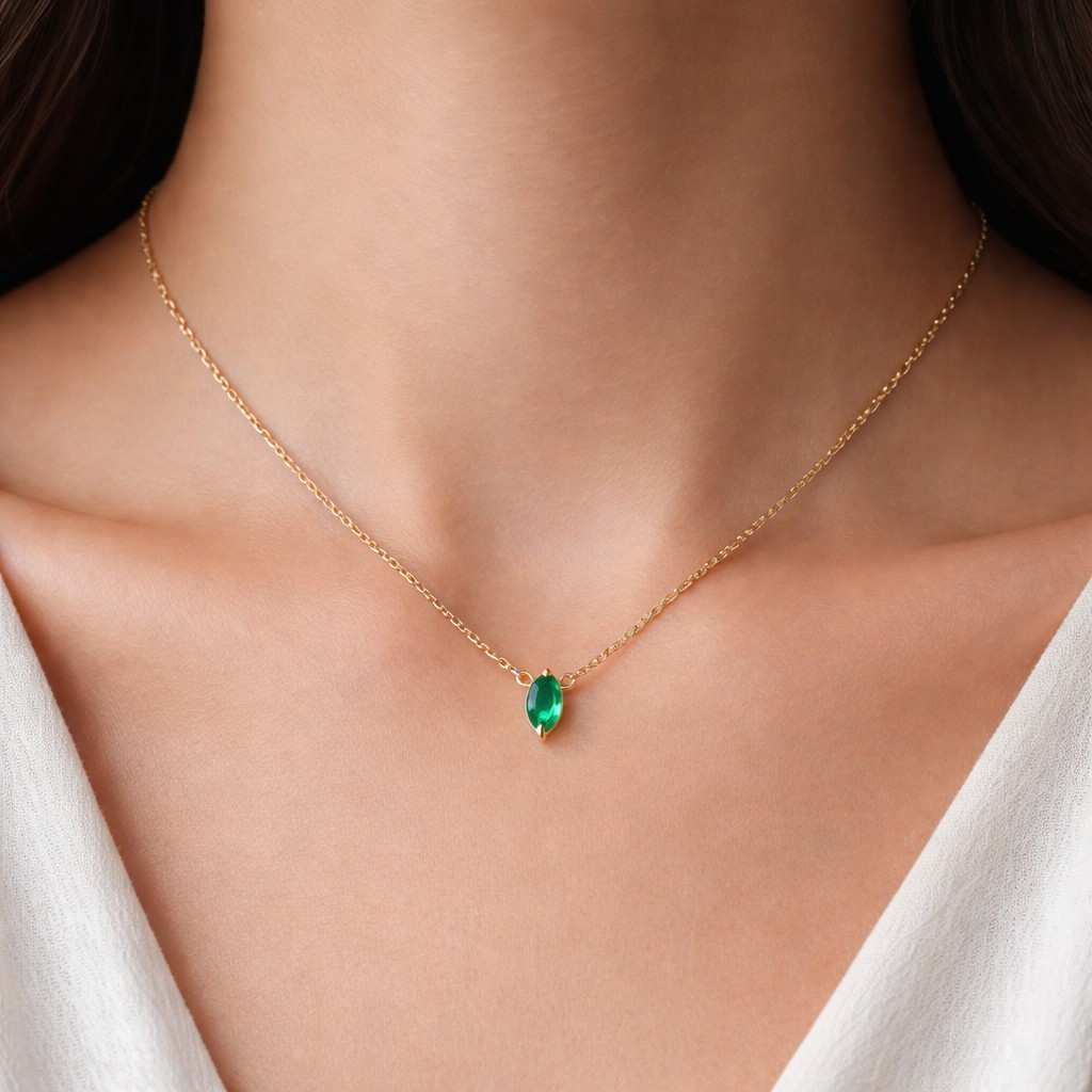 womens jewelry cute jewelry small necklace classy jewelry chic necklace stylish necklace luxury jewelry trendy necklace simple jewelry everyday jewelry layering necklace